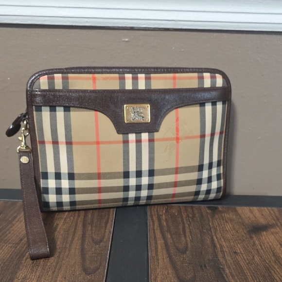 Burberry Clutch/wristlet - Picture 2 of 15